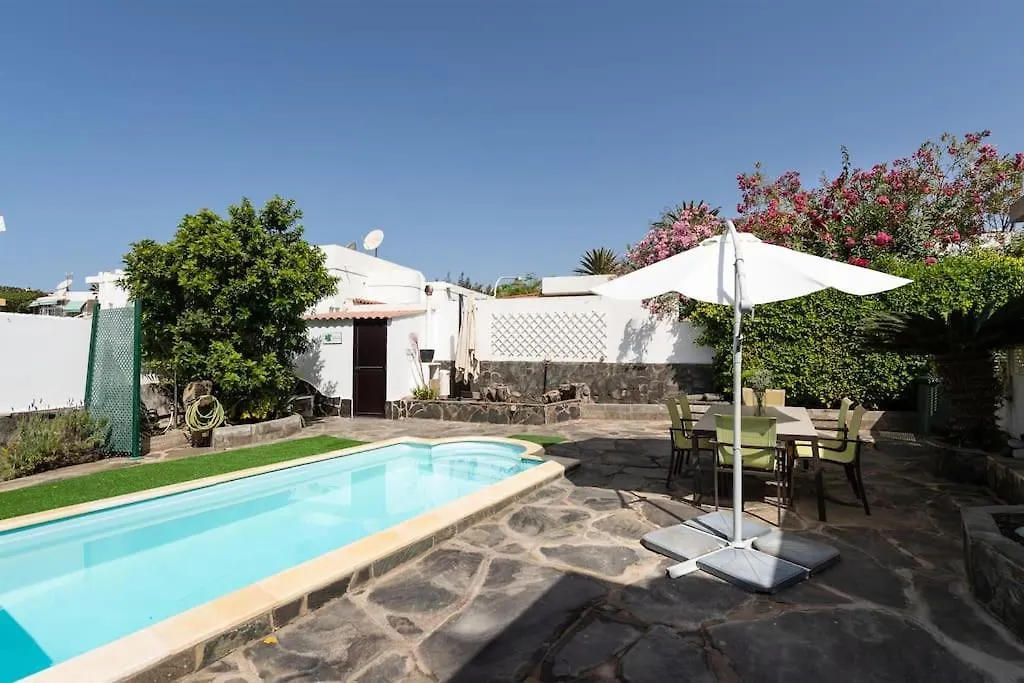 Holiday home Villa El Trebol De 4 Hojas, Junto Al Mar, Piscina Privada San Bartolome de Tirajana